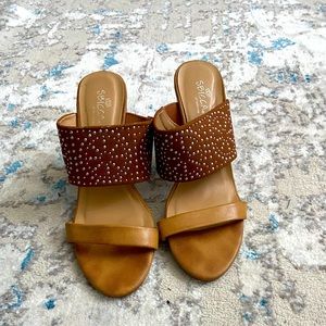 Sbicca Tan Silver Studded Mule Sandals size 8